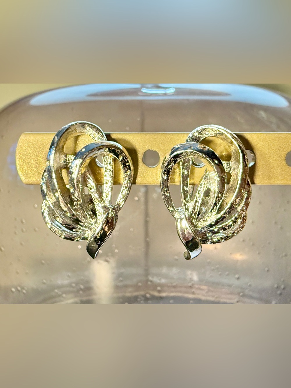 Vintage Signed Coro Silver Tone Abstract Modernist Clip On Earrings